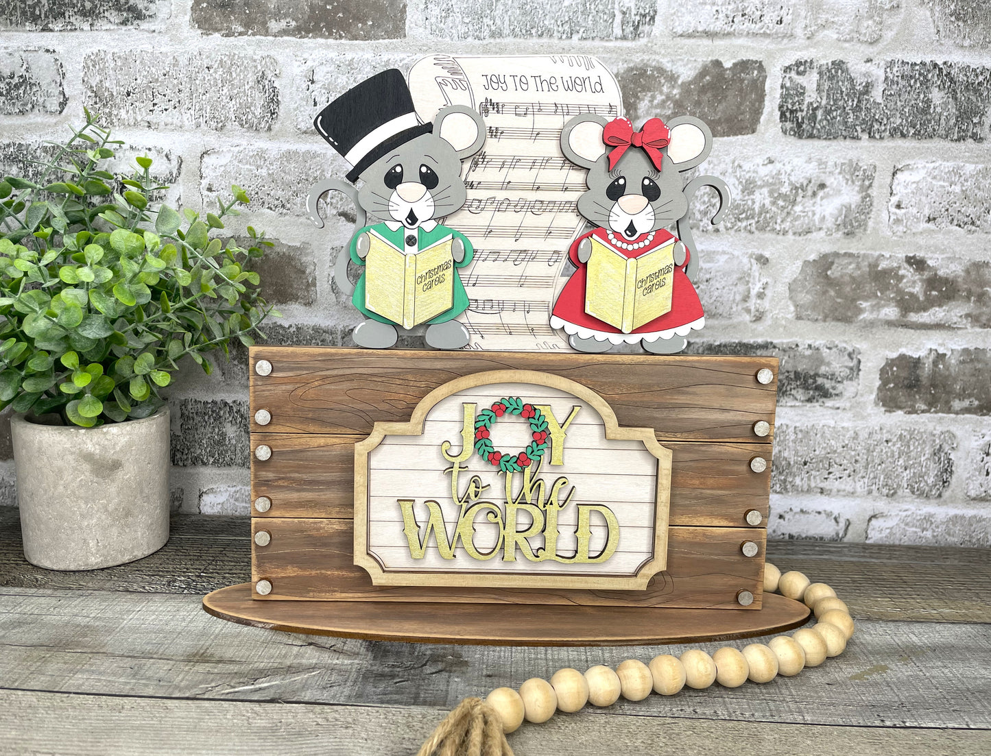 Christmas Choir Mice Seasonal Insert for Interchangeable rounds or Crate - Ready to Paint