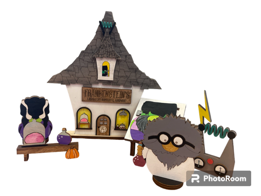 Spooky Village - Frankenstein's Laboratory