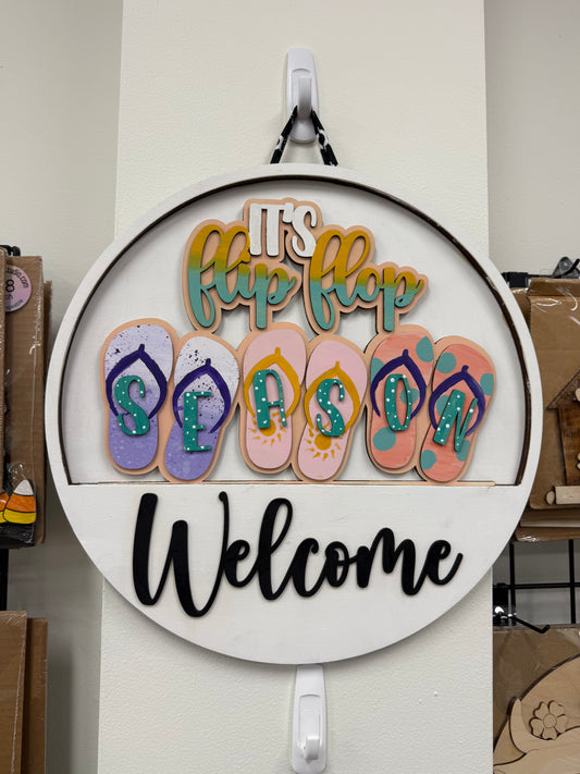 Flip Flop Seasonal Insert for Interchangeable rounds or Crate