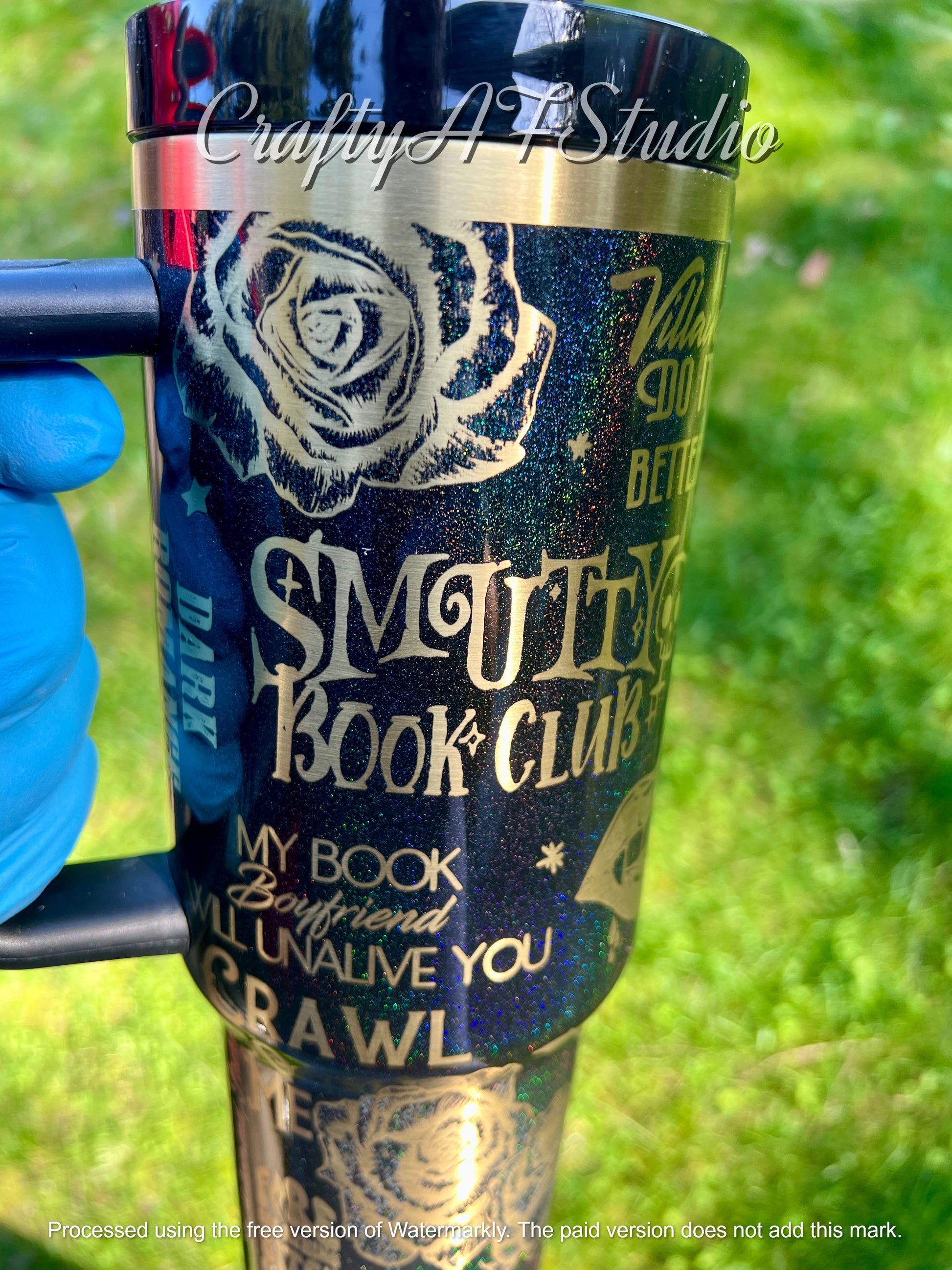 40oz Smutty book club smutslut themed tumbler with Handle. Dark romance, romantasy, romance books, fantasy, trigger warnings, filthy and smutty, smut and coffee