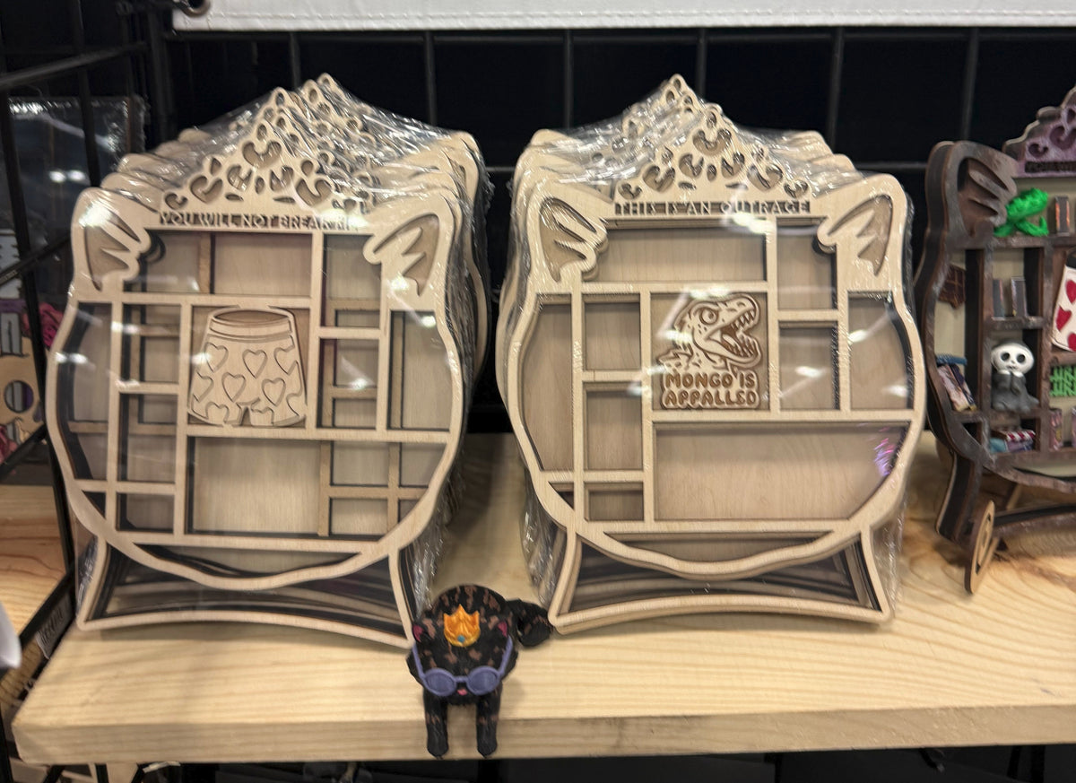 DCC Princess Donut Mini Bookshelf