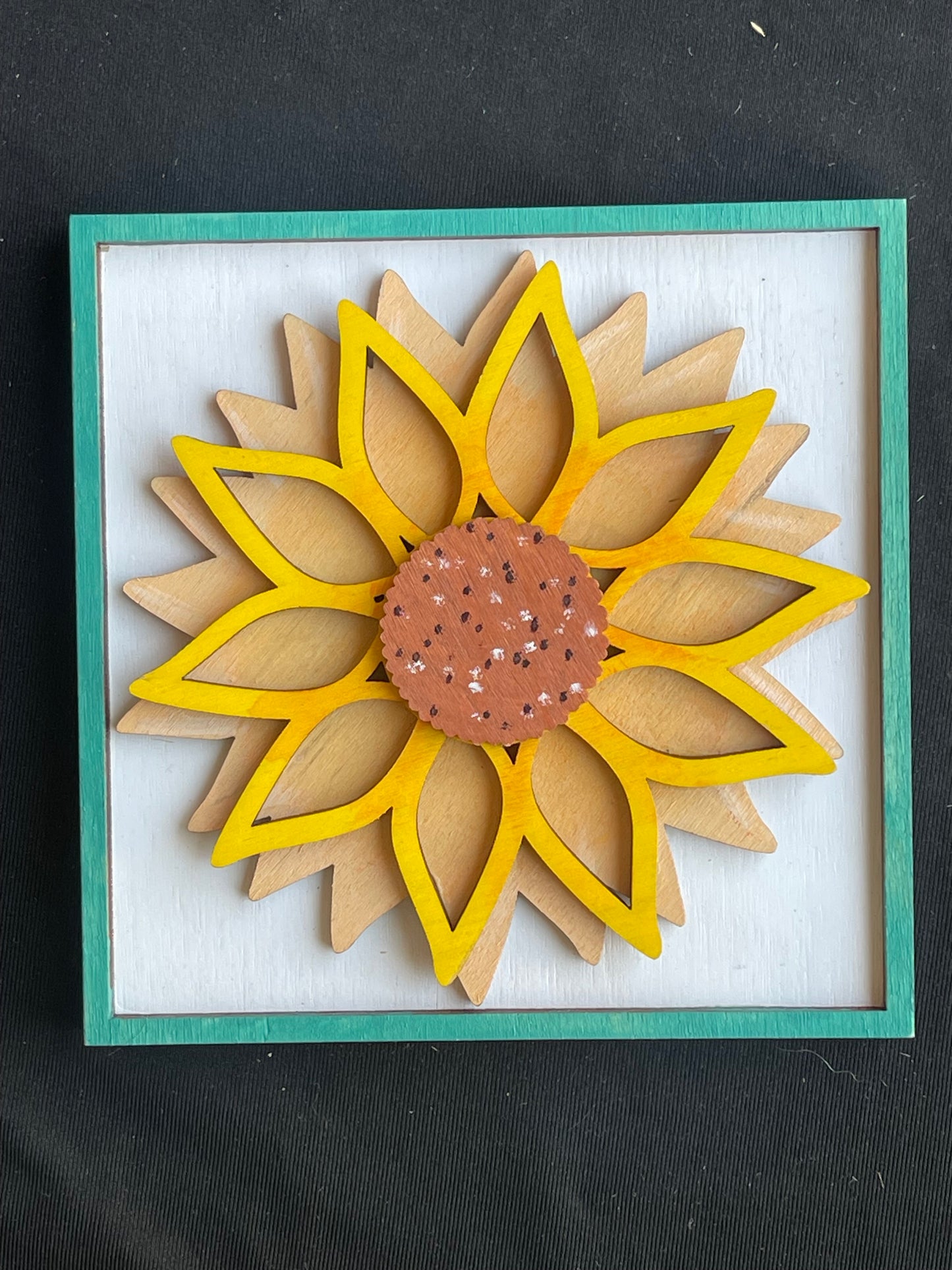 Layered Framed Sunflower Insert