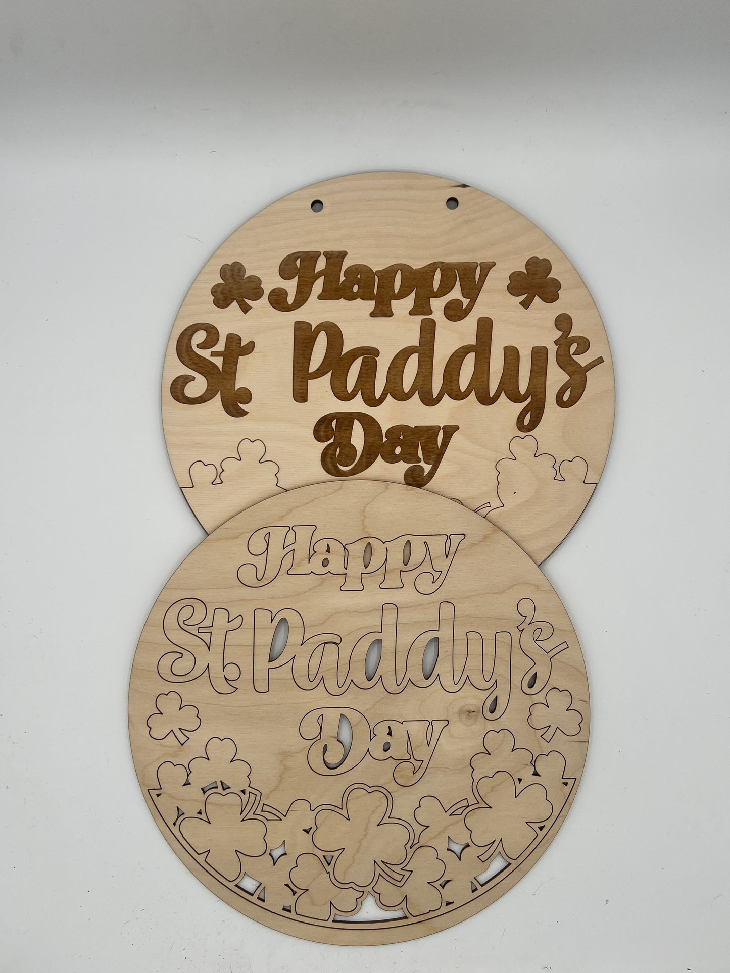 Happy St. Patricks Day round door hanger