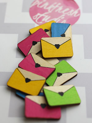 Colorblock Envelope Chips