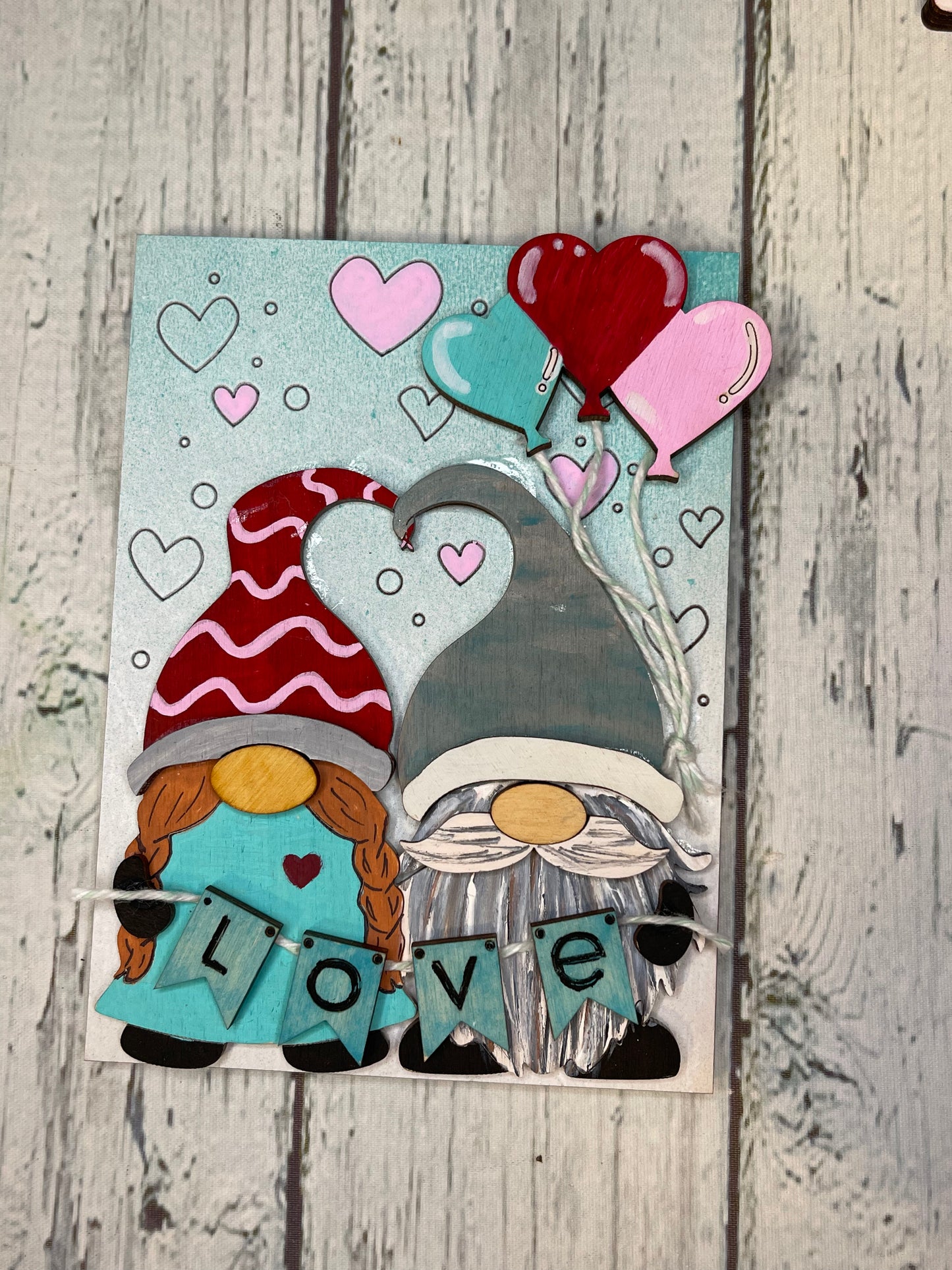 Valentine Gnome Tier Tray - Grey/Pink/Teal